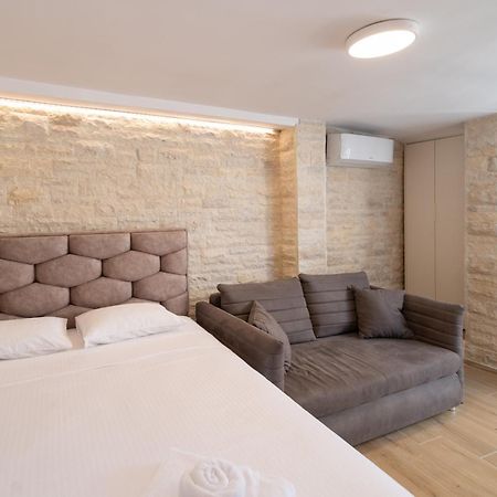 Christian Studio Apartments Umag Buitenkant foto