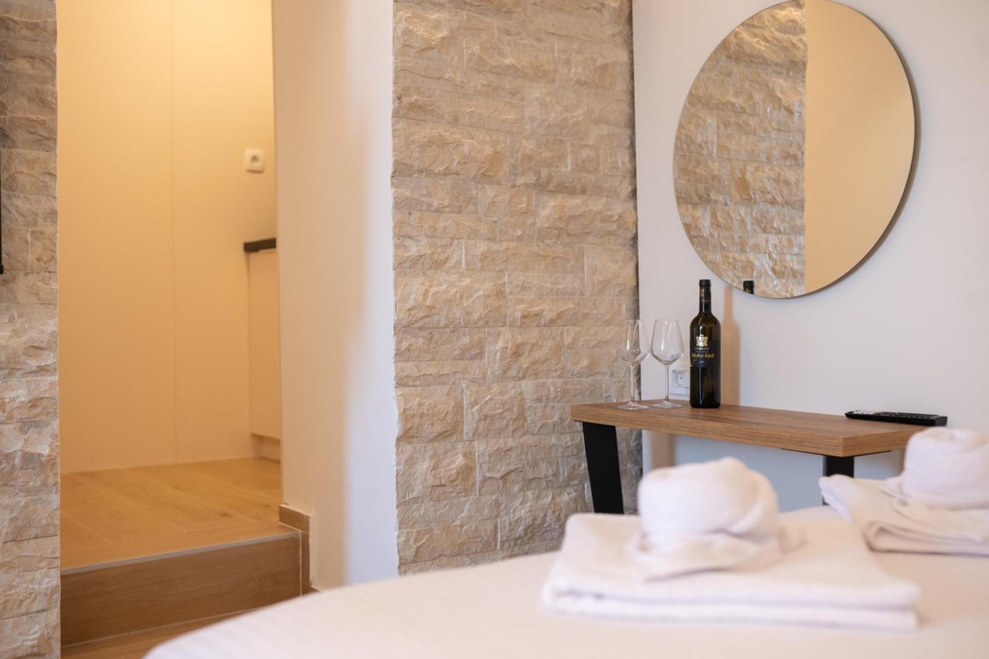 Christian Studio Apartments Umag Buitenkant foto